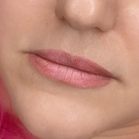 Lip blush fully healed a few weeks after the session, colour even and the border soft